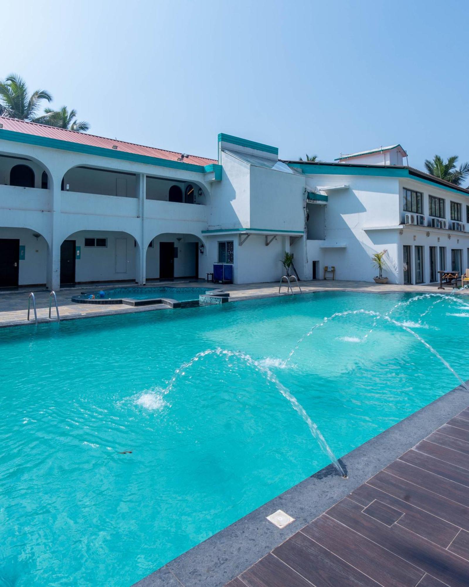 Longuinhos Beach Resort Colva Dış mekan fotoğraf